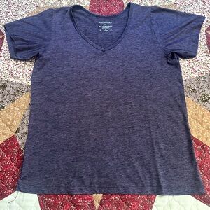 Real Essentials Women's Short Sleeve V-Neck Activewear T-Shirt Dry-Fit Top